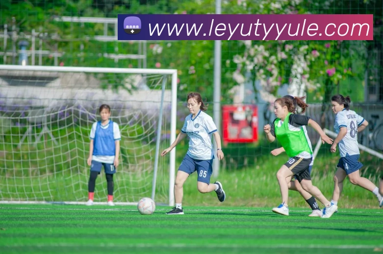 篮球比赛中如何利用节拍变化影响防守节奏